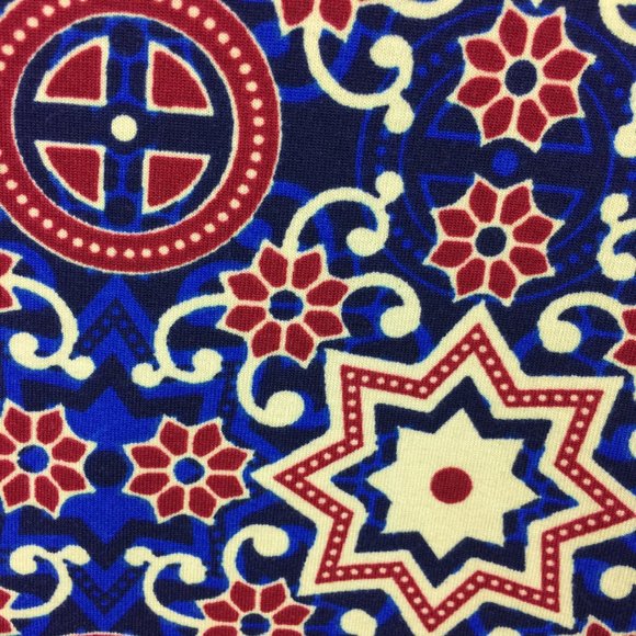 LuLaRoe Perfect T XS Geometric Tunic Slit Sides - Picture 7 of 8